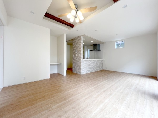 佐倉市新臼井田 全1棟